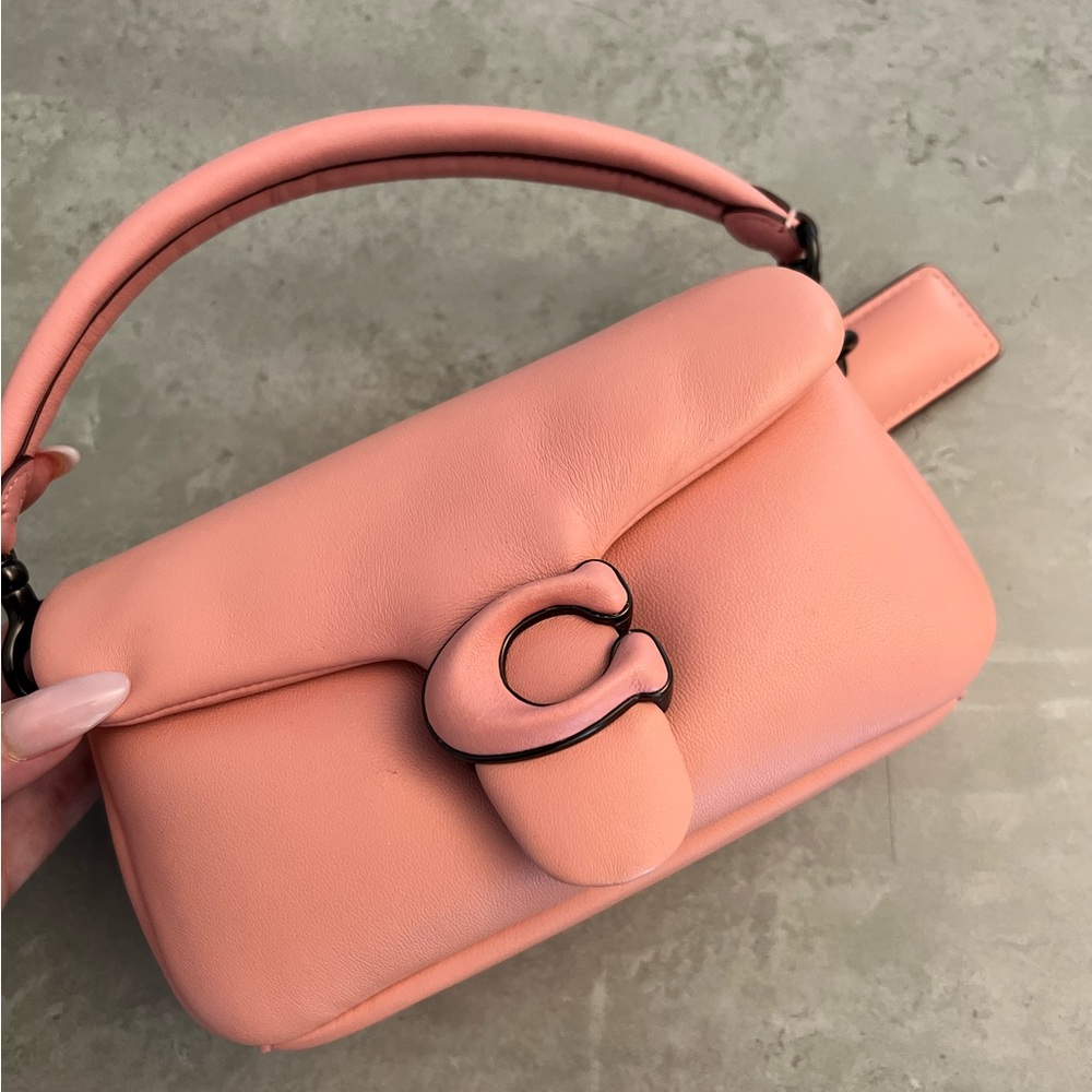 🌸✨ Coach Pillow Tabby 18 in Pink
